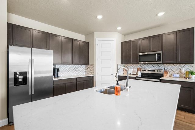 8588 Dahlia Circle, Port St. Lucie, FL 34986