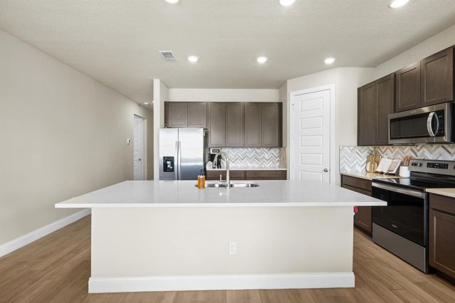 8588 Dahlia Circle, Port St. Lucie, FL 34986