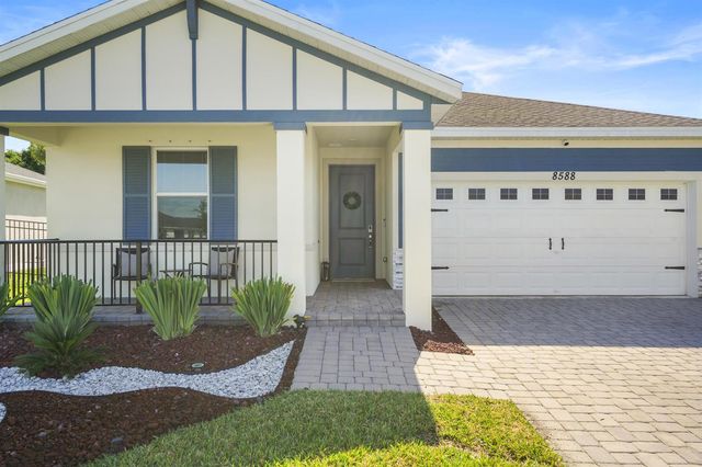 8588 Dahlia Circle, Port St. Lucie, FL 34986