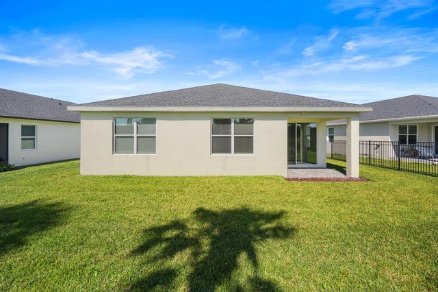 8588 Dahlia Circle, Port St. Lucie, FL 34986