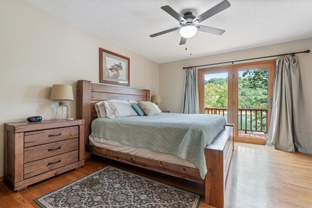 814 County Road 1524, Eureka Springs, AR 72632