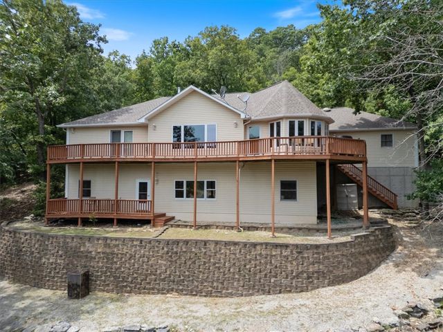 814 County Road 1524, Eureka Springs, AR 72632