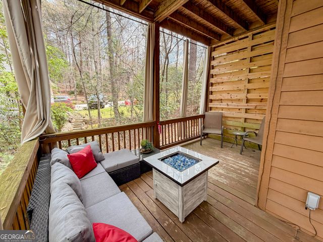 703 Zeppelin Strasse, Helen, GA 30545