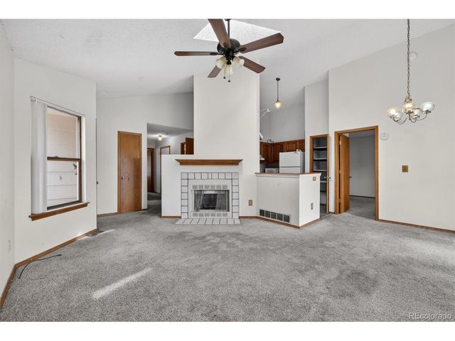 125 N Holcomb St, Castle Rock, CO 80104