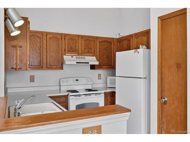 125 N Holcomb St, Castle Rock, CO 80104