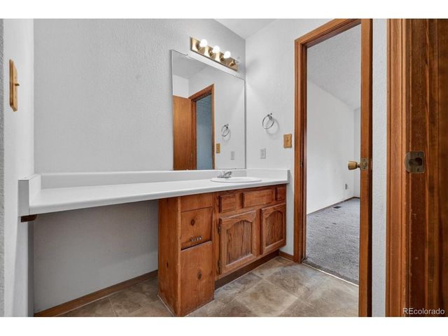 125 N Holcomb St, Castle Rock, CO 80104