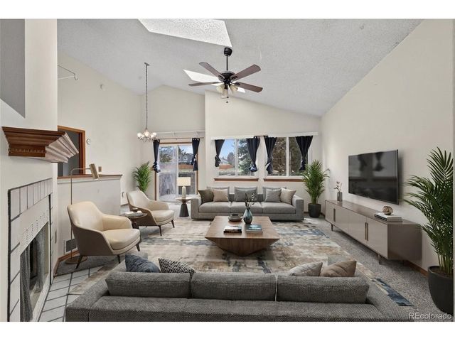 125 N Holcomb St, Castle Rock, CO 80104