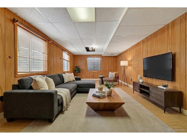 125 N Holcomb St, Castle Rock, CO 80104