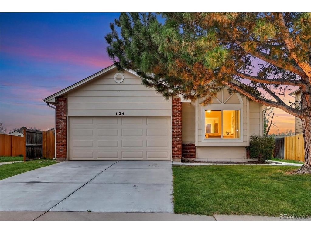 125 N Holcomb St, Castle Rock, CO 80104