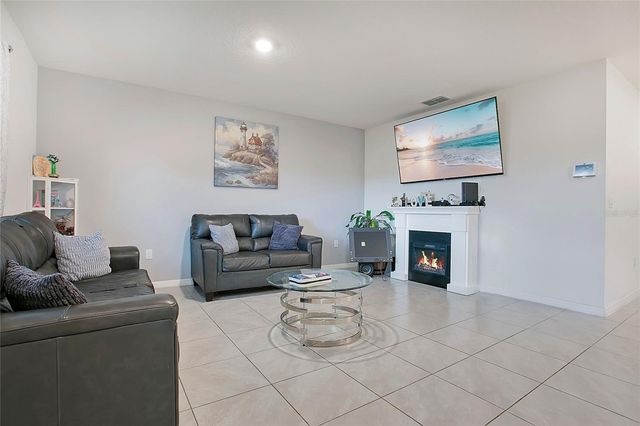 3676 SCARLETT OAK DRIVE, St Cloud, FL 34772