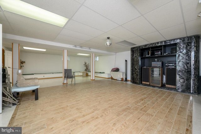 4 DRINKING BROOK RD, Monmouth Junction, NJ 08852