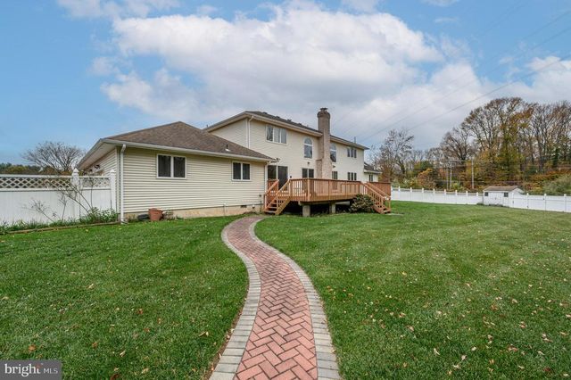 4 DRINKING BROOK RD, Monmouth Junction, NJ 08852