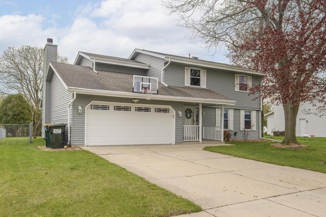 8160 Wildwood DRIVE, Oak Creek, WI 53154