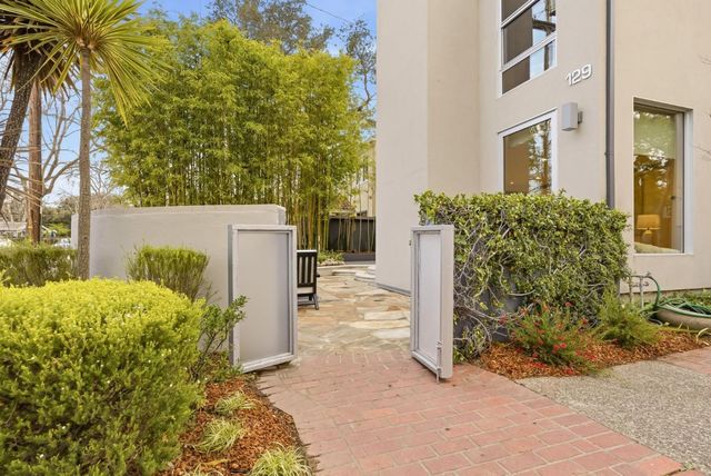 129 Lowell Avenue, Palo Alto, CA 94301
