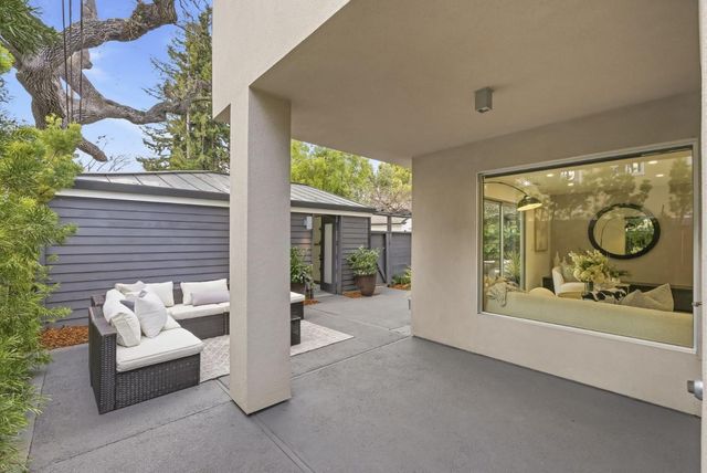 129 Lowell Avenue, Palo Alto, CA 94301