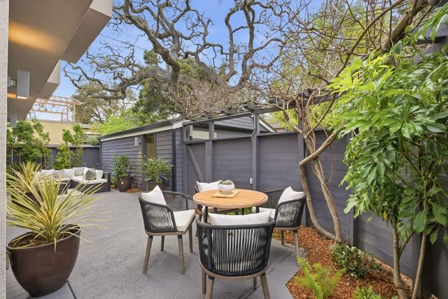 129 Lowell Avenue, Palo Alto, CA 94301