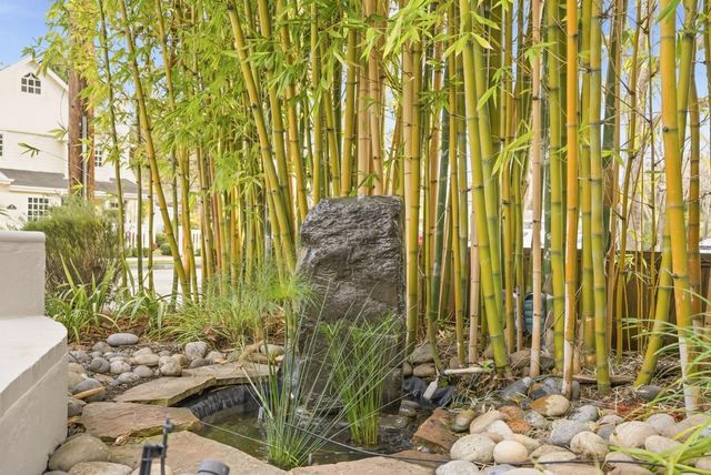 129 Lowell Avenue, Palo Alto, CA 94301