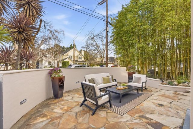 129 Lowell Avenue, Palo Alto, CA 94301