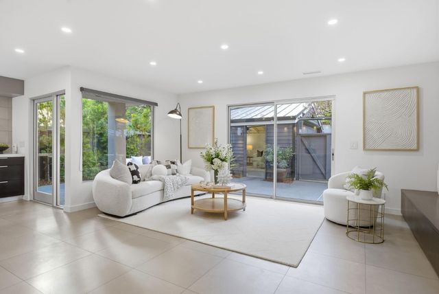 129 Lowell Avenue, Palo Alto, CA 94301