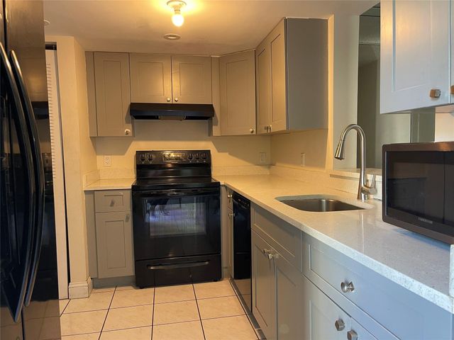 7341 NW 18th Street 205, Margate, FL 33063