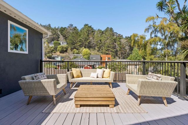 280 Angelita Avenue, Pacifica, CA 94044