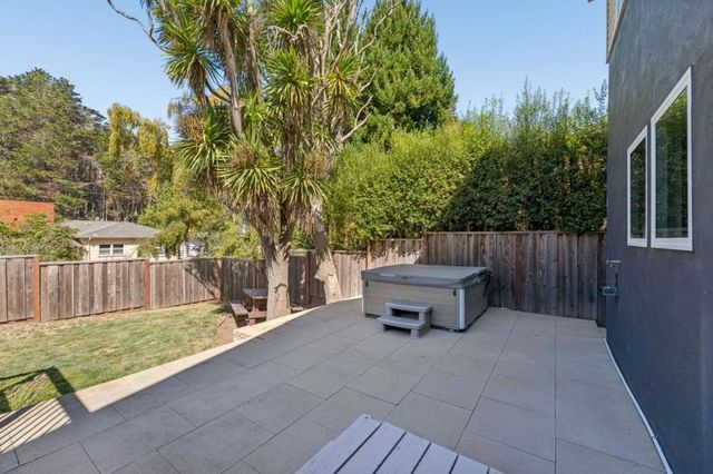 280 Angelita Avenue, Pacifica, CA 94044