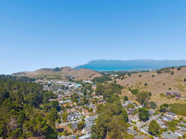 280 Angelita Avenue, Pacifica, CA 94044