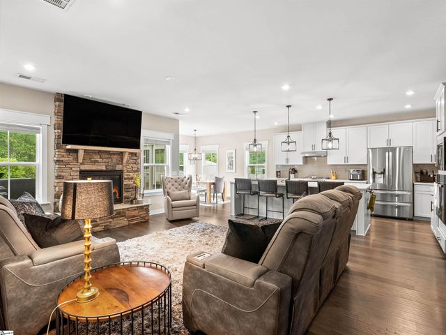 102 Mohegan Way, Greenville, SC 29607
