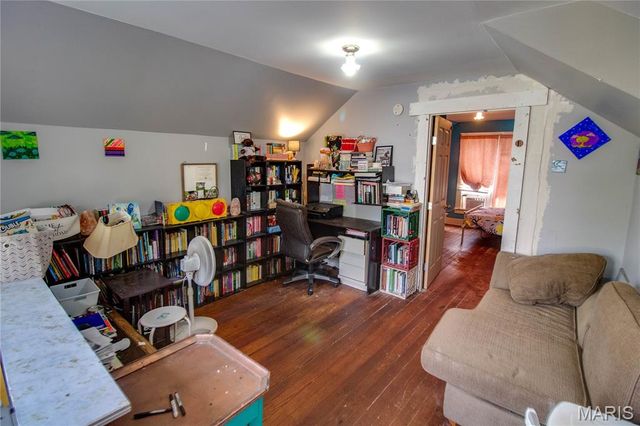 1120 S Main Street, Carrollton, IL 62016