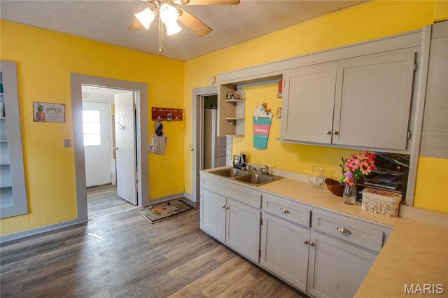 1120 S Main Street, Carrollton, IL 62016