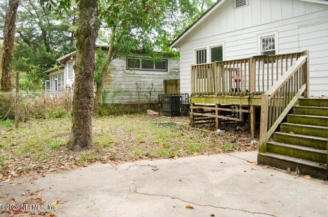 525 66TH Street, Jacksonville, FL 32208