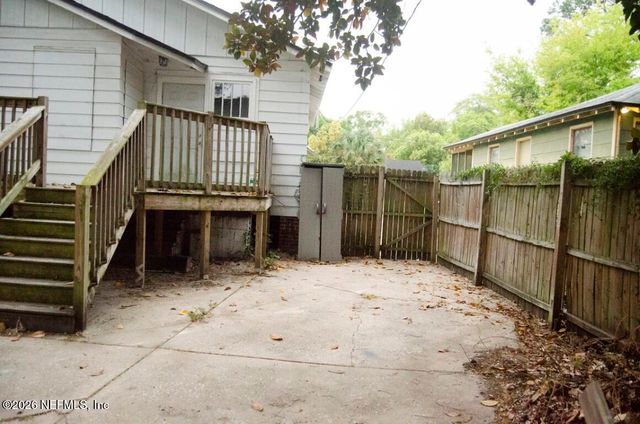 525 66TH Street, Jacksonville, FL 32208