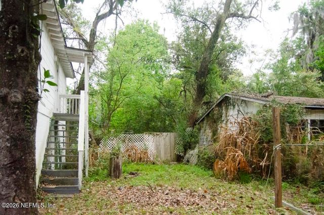 525 66TH Street, Jacksonville, FL 32208