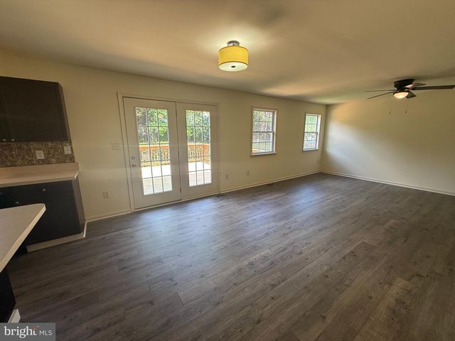 9905 KURTYKA CIR, Hagerstown, MD 21740