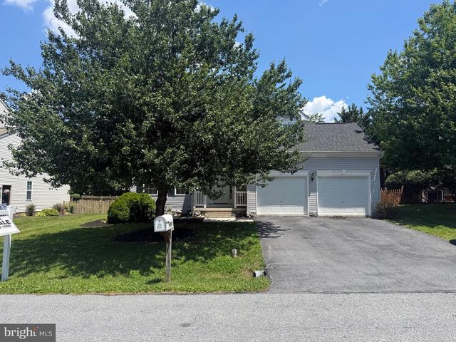 9905 KURTYKA CIR, Hagerstown, MD 21740