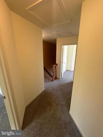 9905 KURTYKA CIR, Hagerstown, MD 21740