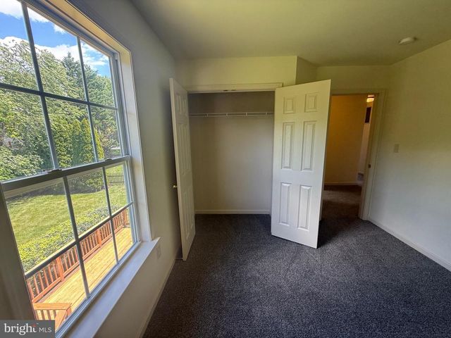 9905 KURTYKA CIR, Hagerstown, MD 21740