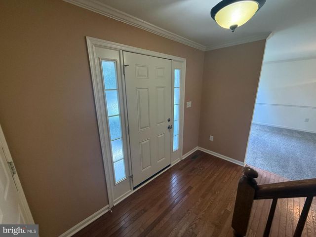 9905 KURTYKA CIR, Hagerstown, MD 21740