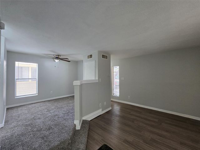513 South Park DR 201, Austin, TX 78704