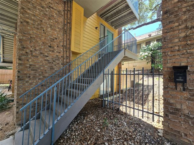 513 South Park DR 201, Austin, TX 78704