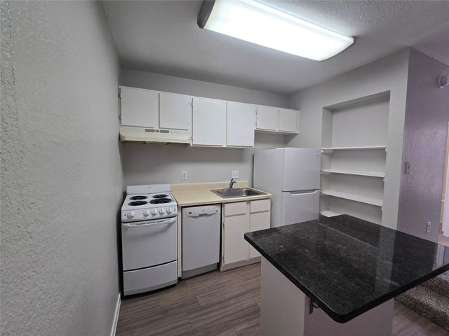 513 South Park DR 201, Austin, TX 78704