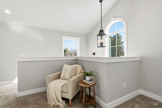 10093 W Mcmillan Rd, Boise, ID 83704