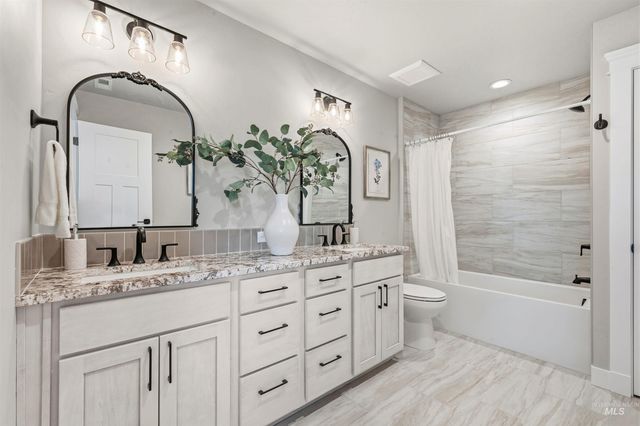 10093 W Mcmillan Rd, Boise, ID 83704