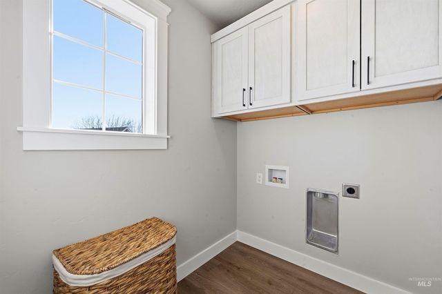 10093 W Mcmillan Rd, Boise, ID 83704