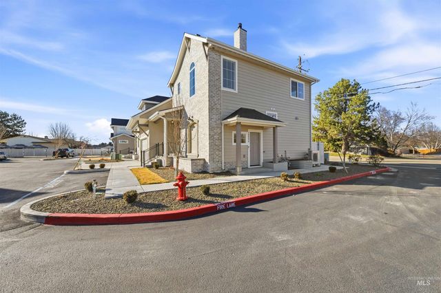 10093 W Mcmillan Rd, Boise, ID 83704