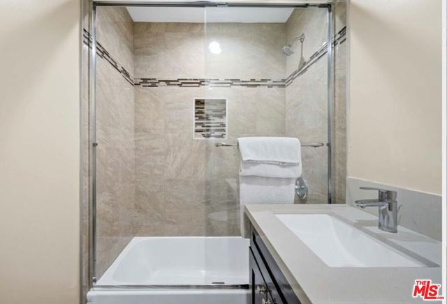 7412 Jamieson Avenue, Reseda, CA 91335