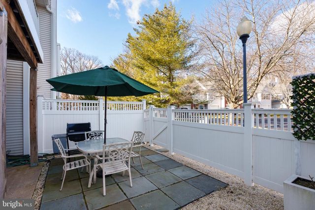 517 TUXFORD CT, Pennington, NJ 08534