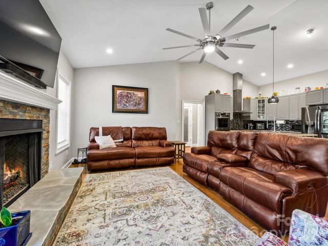156 Dogwood Drive, Weaverville, NC 28787