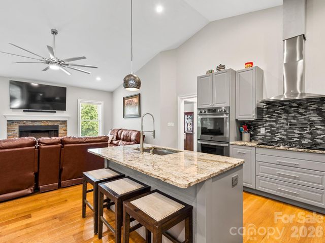 156 Dogwood Drive, Weaverville, NC 28787
