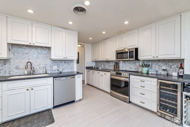 800 W Ave D, San Angelo, TX 76901